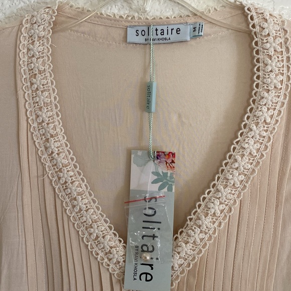 SOLITAIRE Lace Trim Tunic - Picture 11 of 16